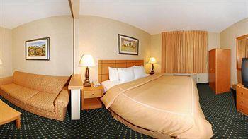 Comfort I-74 3* Peoria