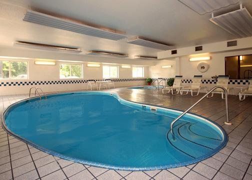 Hotel Comfort I-74